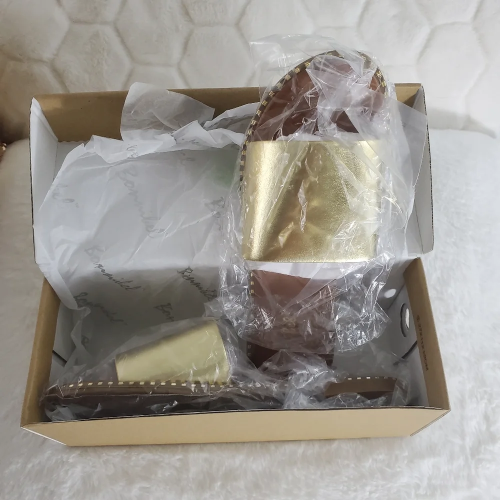 🚫SOLD🚫Gold Bonnibel Sandals - Picture 5 of 5